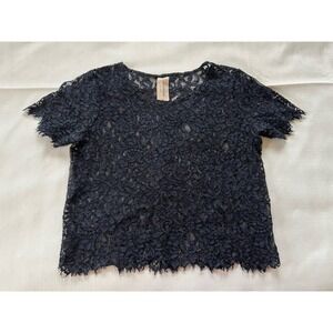 Loyd/Ford Women’s Short Sleeve Navy Blue Sheer Cotton Lace Top Blouse Size 2